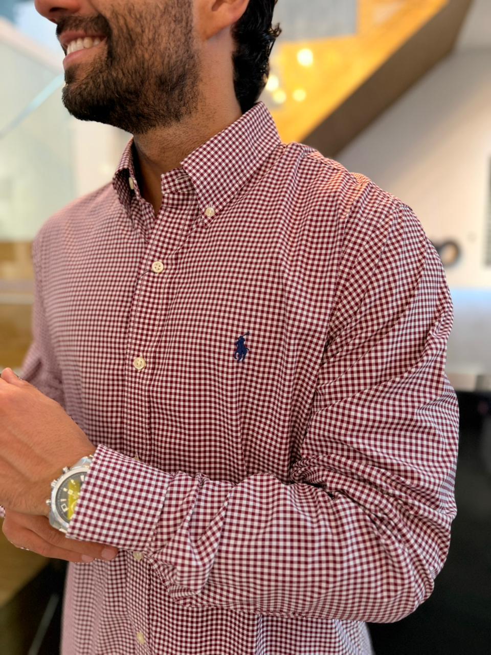 Camisa Polo R.L hombre Performance Cuadros Vinotinto Caballo Azul
