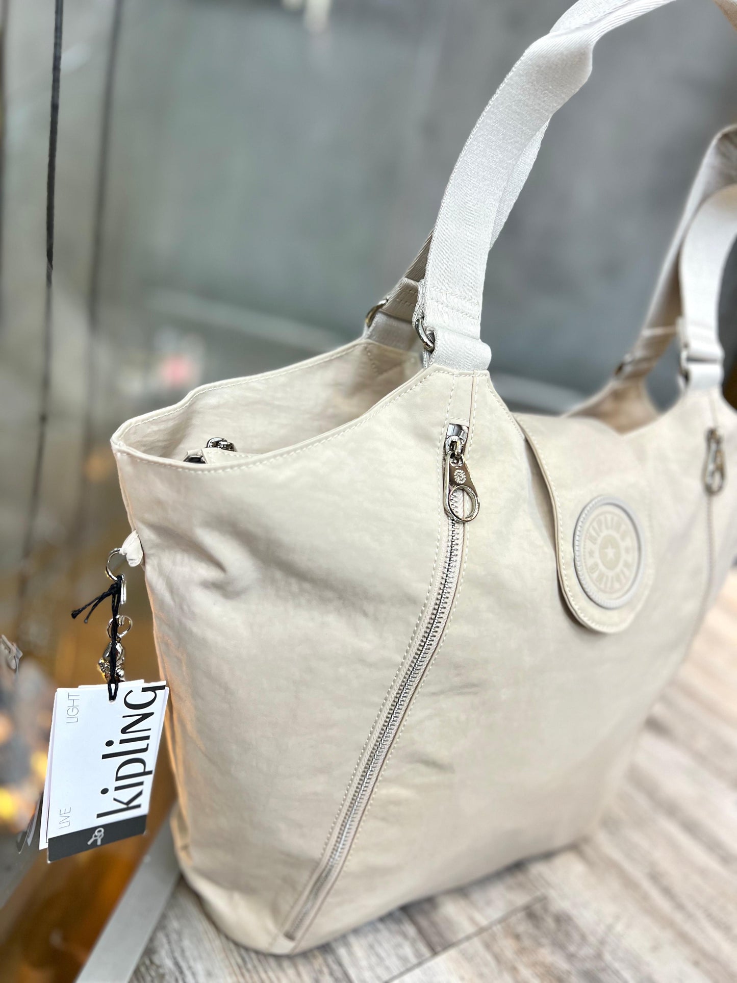 Bolso de Mano Crema de Lujo