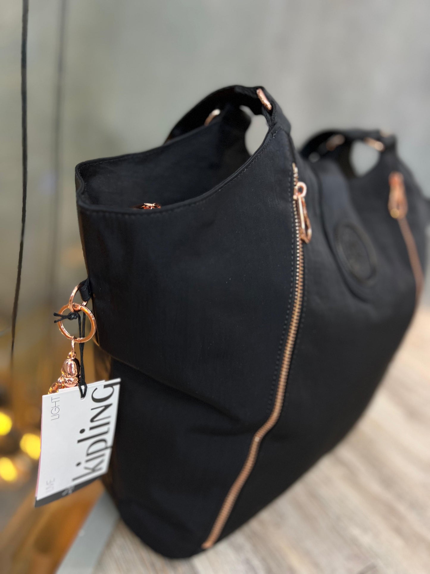 Bolso de Mano Negro de Lujo