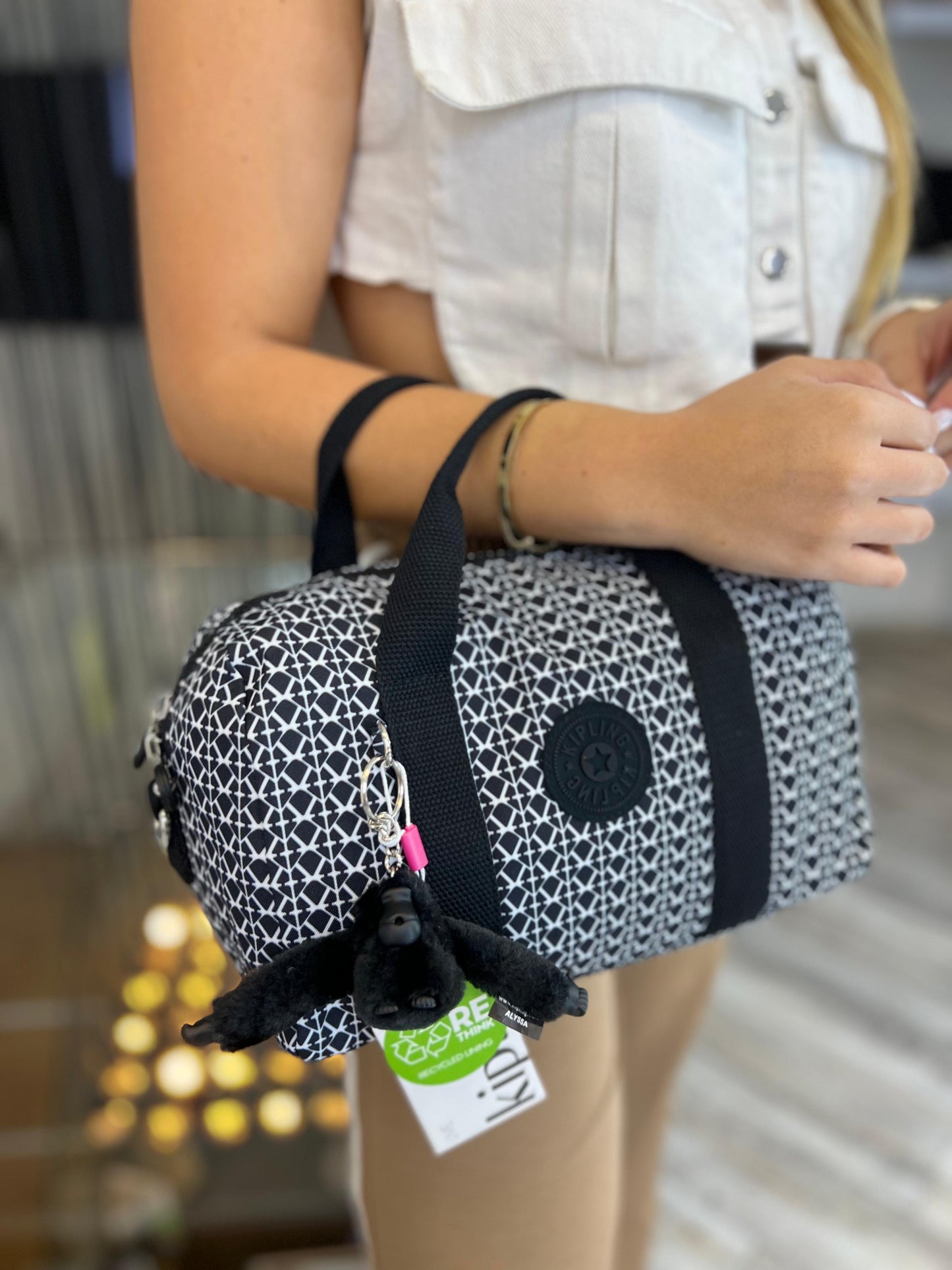 Bolso de Mano Negro Estampado