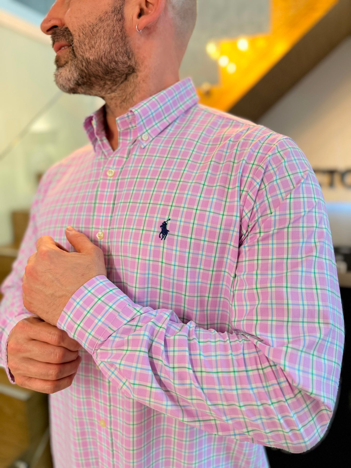 Camisa Polo R.L hombre Algodón Performance Cuadros Rosados Con Verde Caballo Azul