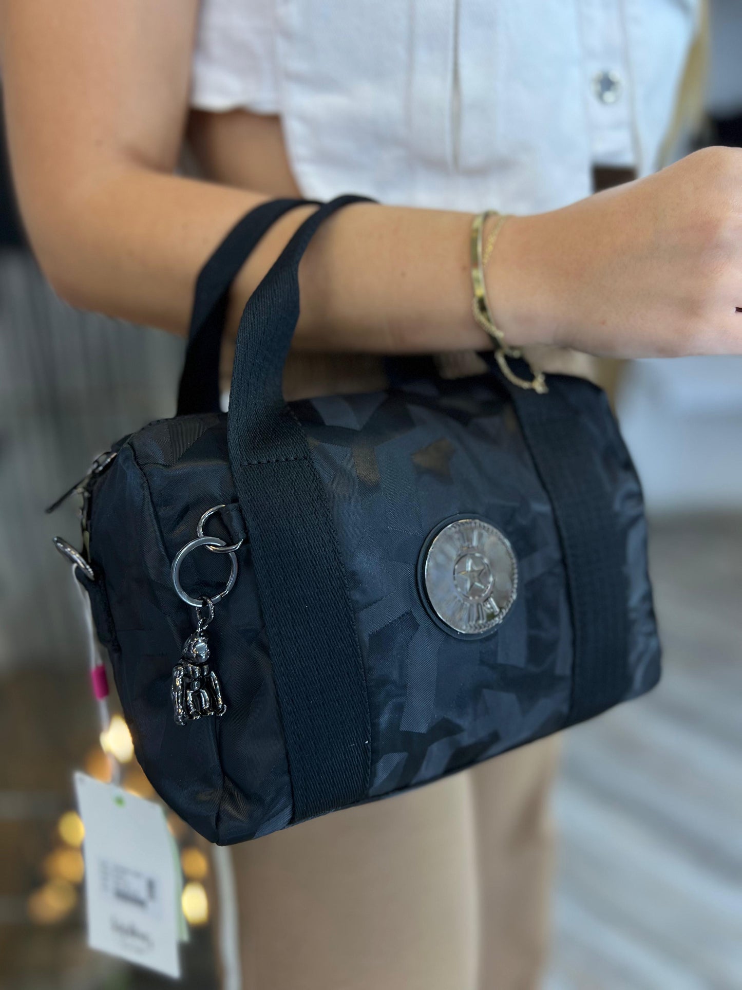 Bolso de Mano Negro Estampado