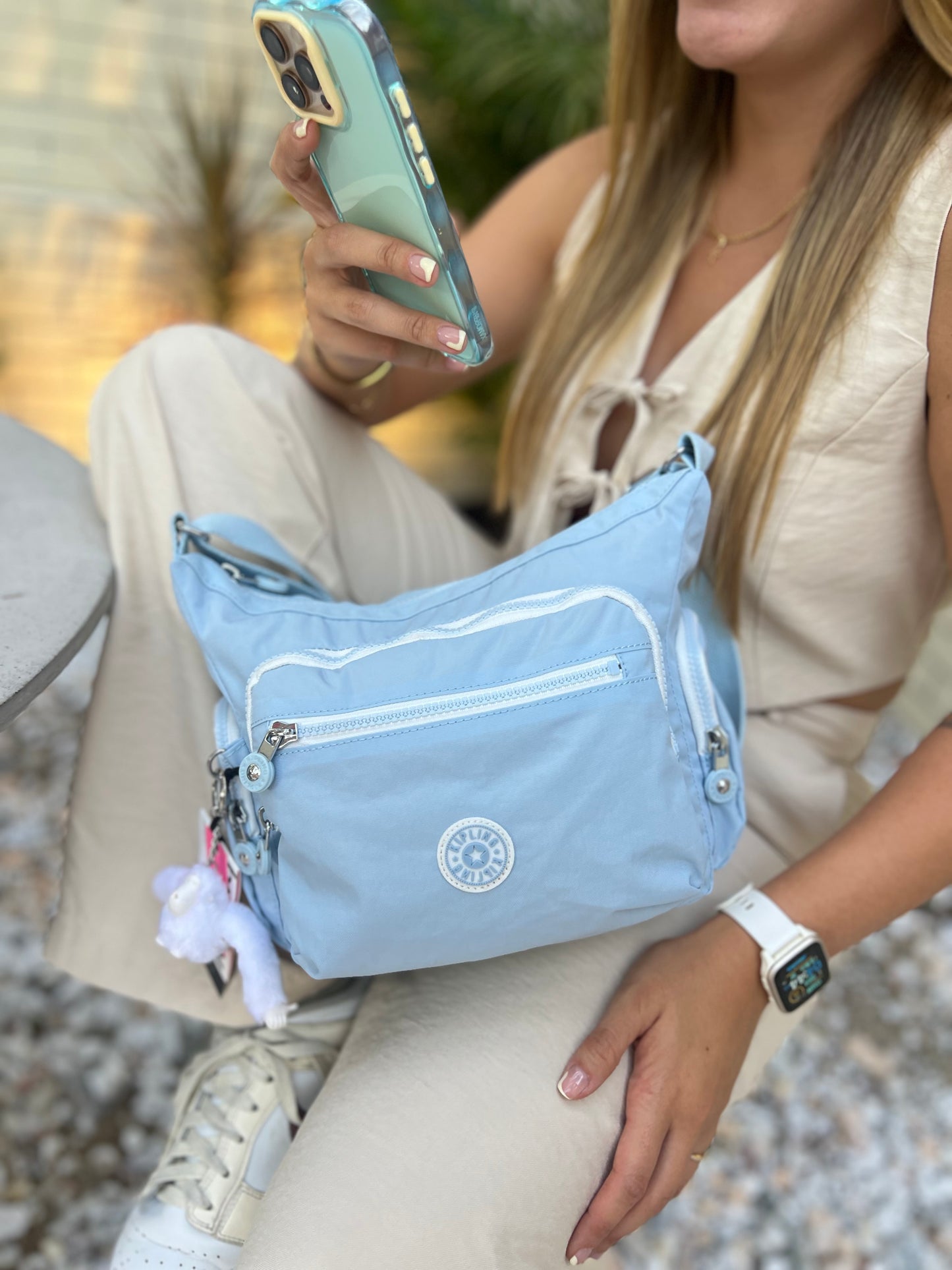 Bolso de Mano Celeste