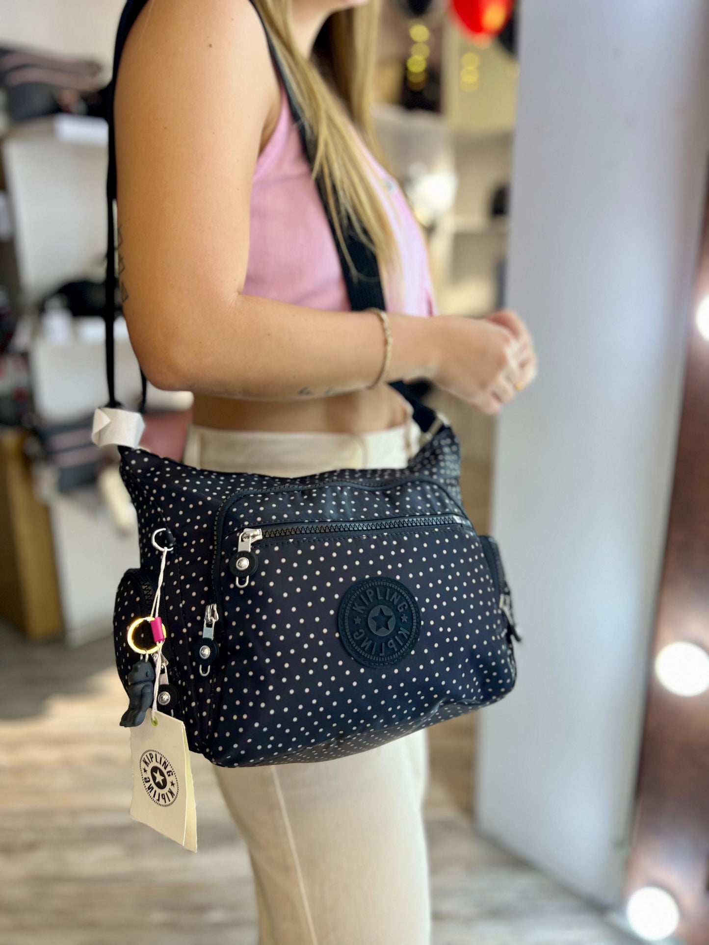 Bolso de Mano Negro Estampado