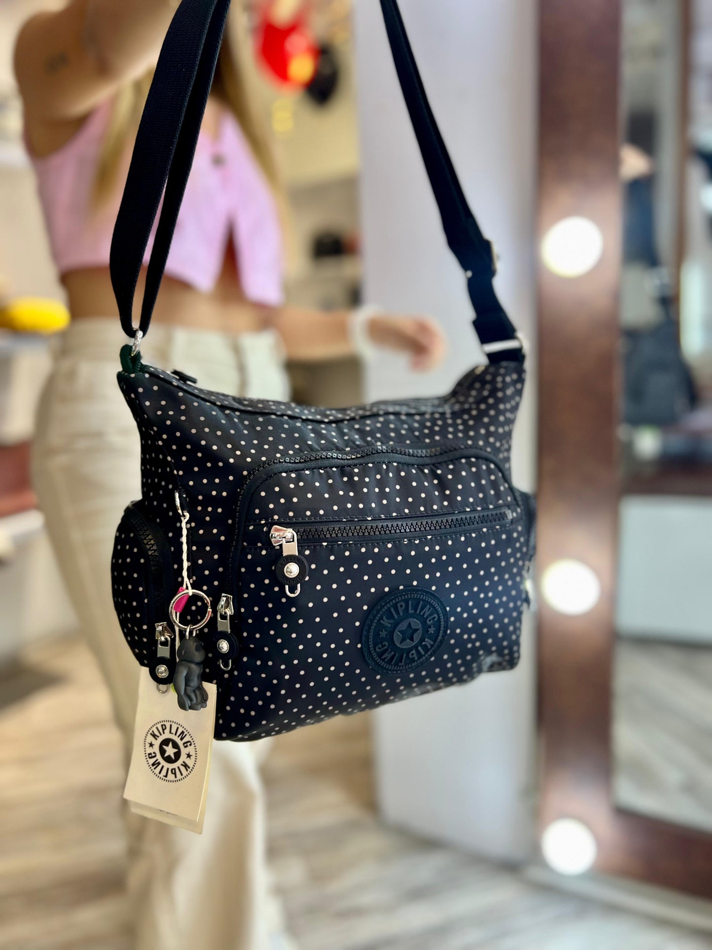 Bolso de Mano Negro Estampado