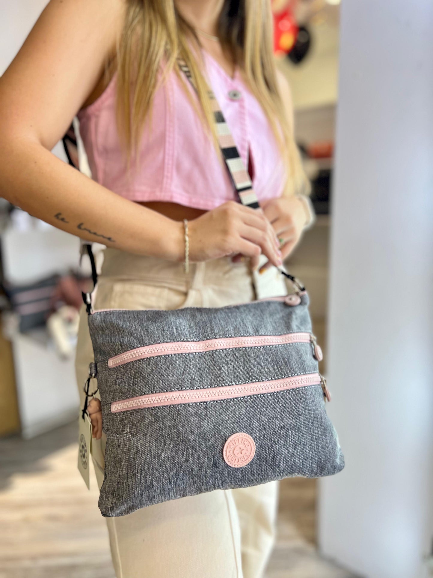 Bolso de Mano Gris