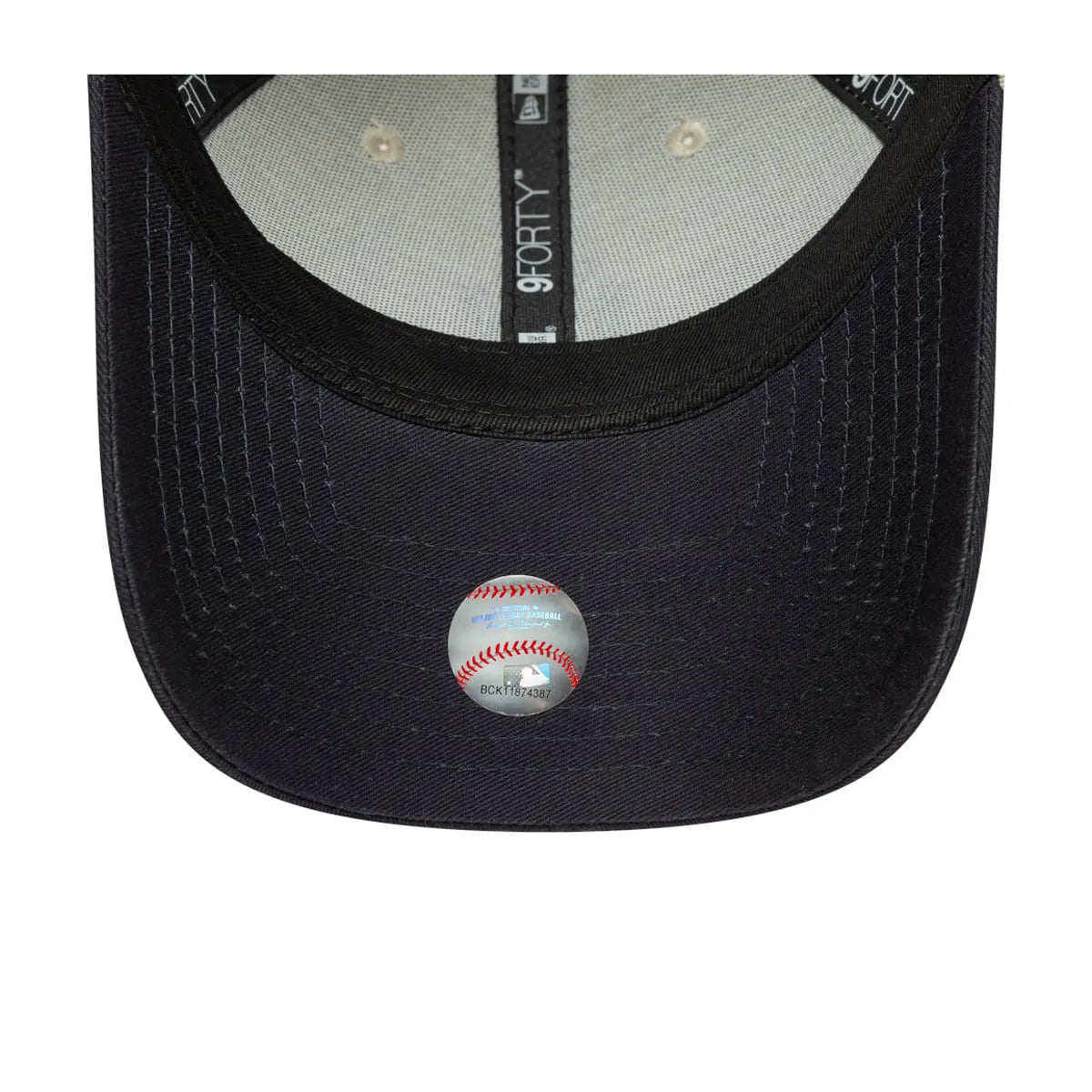 Gorra New Era NY 940 Ajustable Beige
