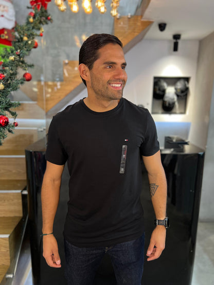Camiseta Tommy Hilfiger Negra