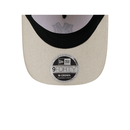 Gorra New Era NY 940 Ajustable Beige