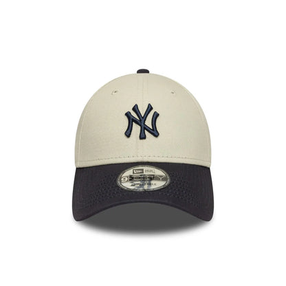 Gorra New Era NY 940 Ajustable Beige