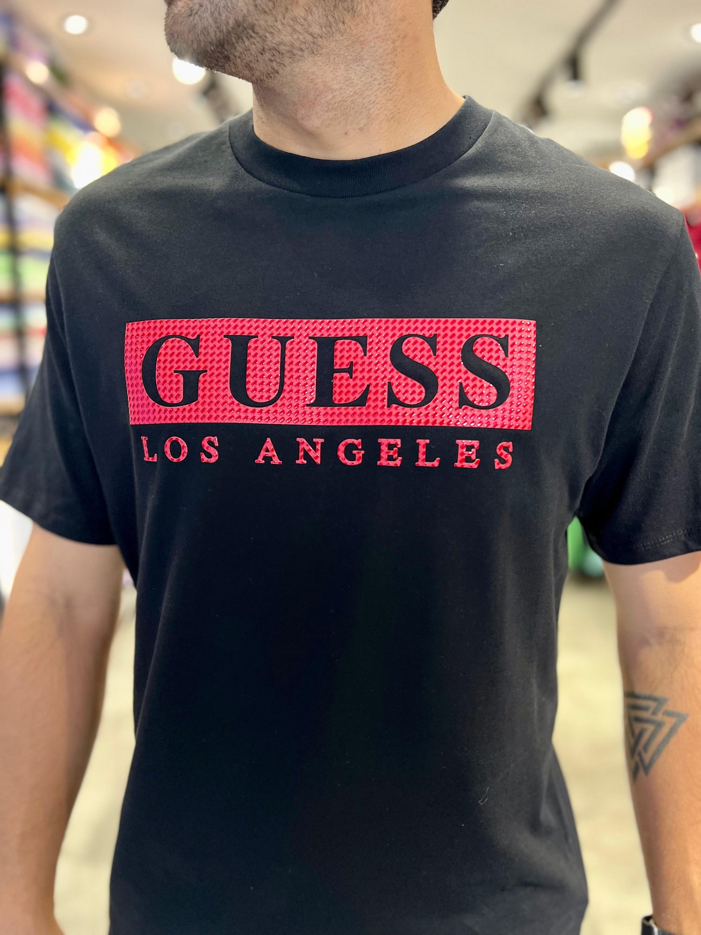 Camiseta Guess Hombre Negra