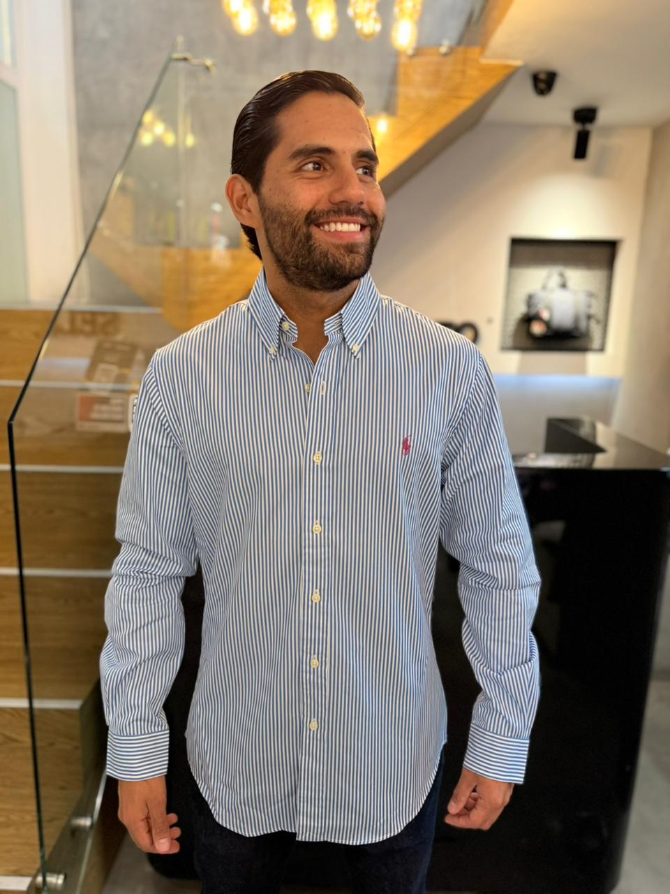 Camisa Polo R.L hombre Slim Fit Algodón Rayas Celestes Con Blanco Caballo Fucsia