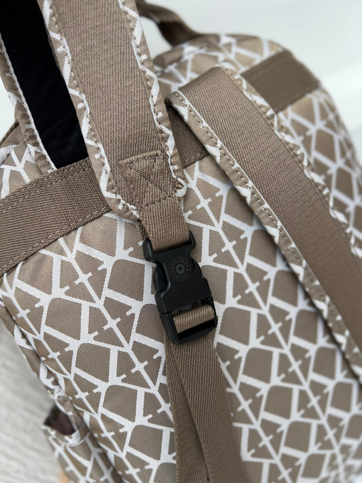 Pañalera Morral Dorada Estampada