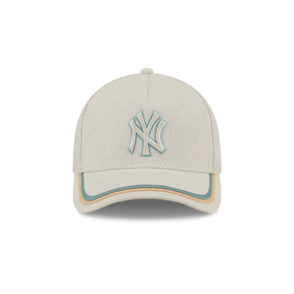 Gorra New Era NY 940 Ajustable Beige