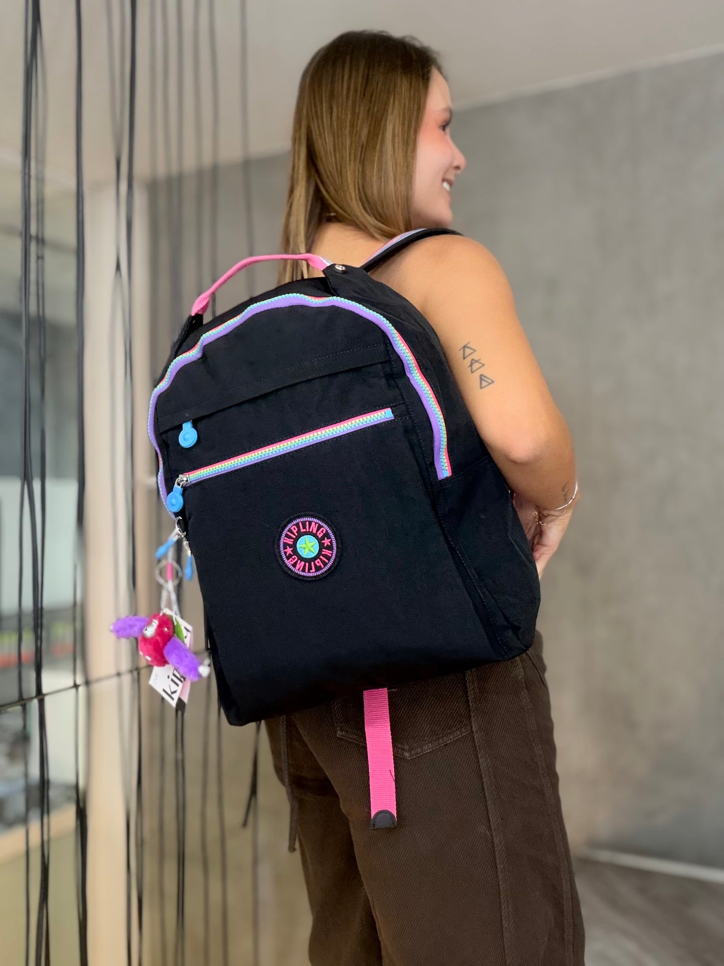 Morral talla M Negro