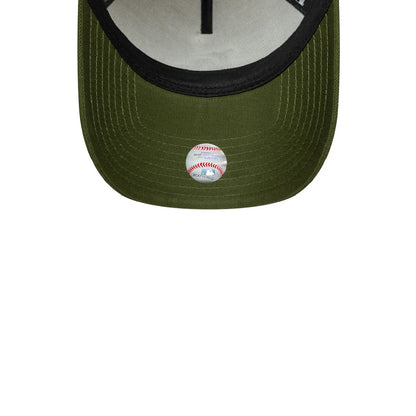 Gorra New Era LA 940 Ajustable Beige - Verde