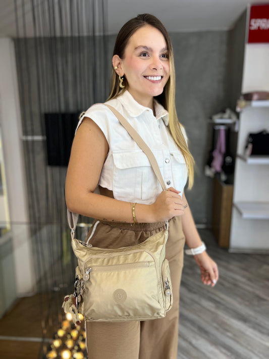 Bolso de Mano Dorado