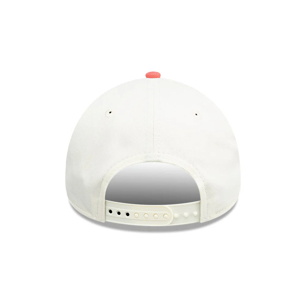 Gorra New Era LA 940 World Series Ajustable Beige - Coral