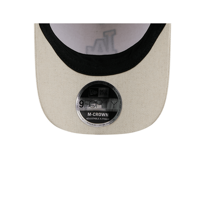 Gorra New Era LA 940 Ajustable Beige