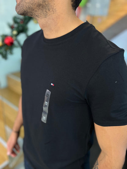 Camiseta Tommy Hilfiger Negra
