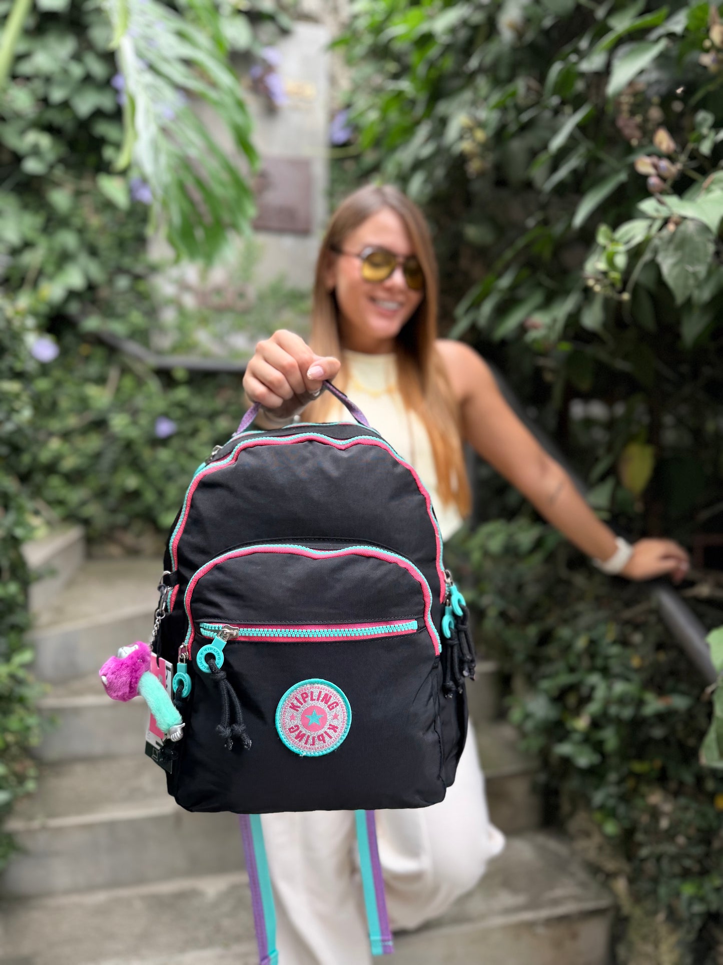 Morral talla M Negro Colores