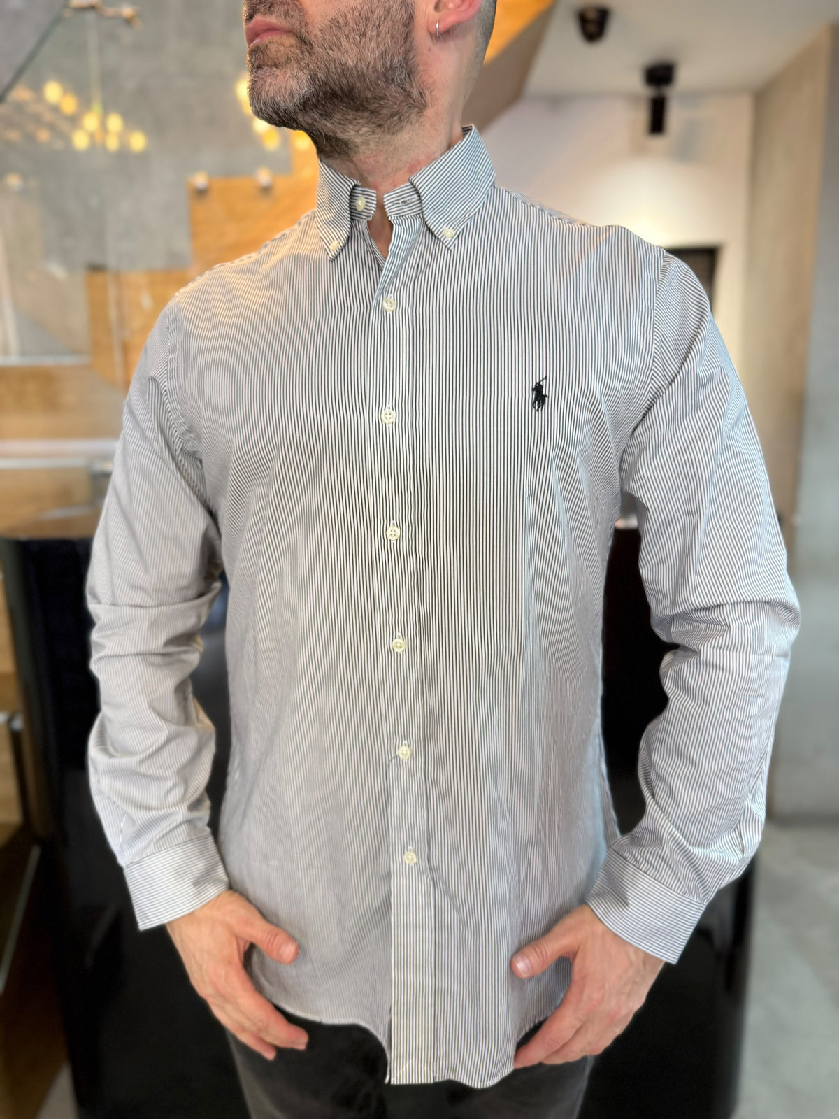 Camisa Polo R.L hombre Algodón Slim Fit Rayas Negras Con Blanco Caballo Negro