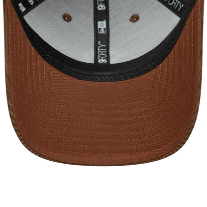 Gorra New Era NY 940 Ajustable Cafe