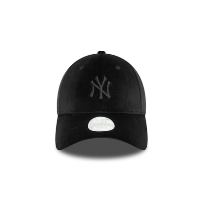 Gorra New Era 940 Ajustable NY Negra Edición Especial