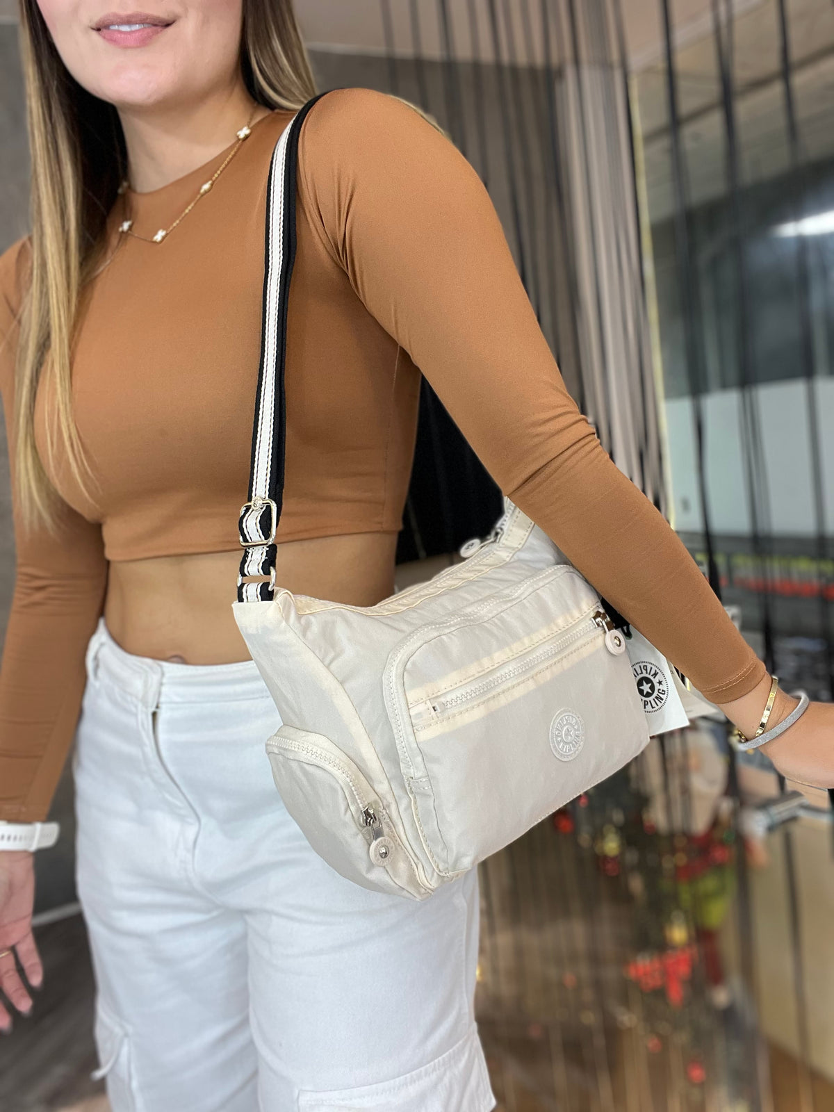 Bolso Manos Libres Crema