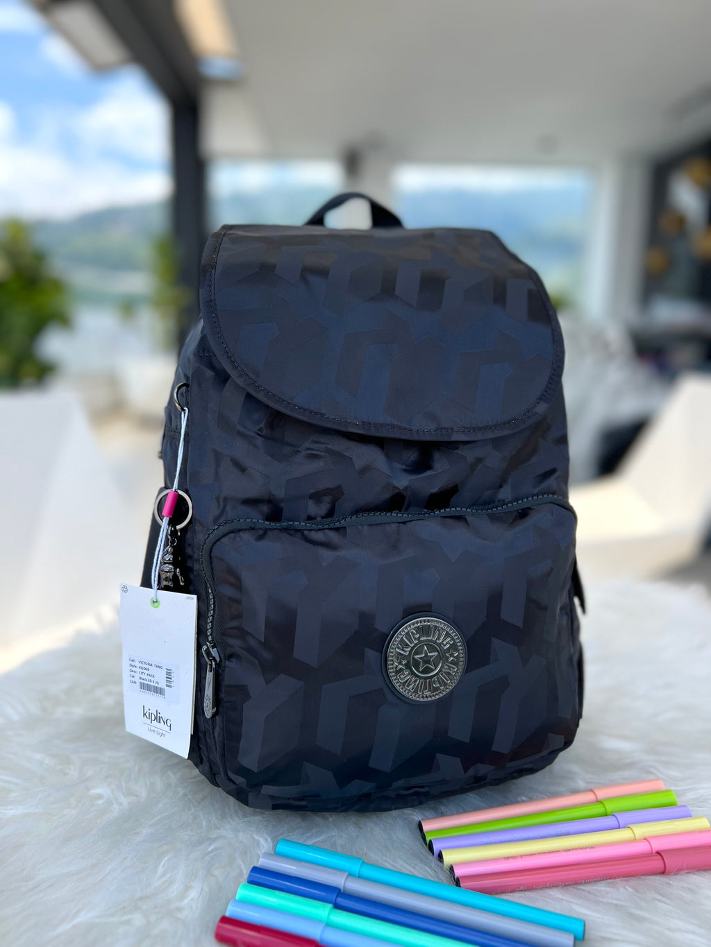 Morral City Pack Talla M Negro Estampado