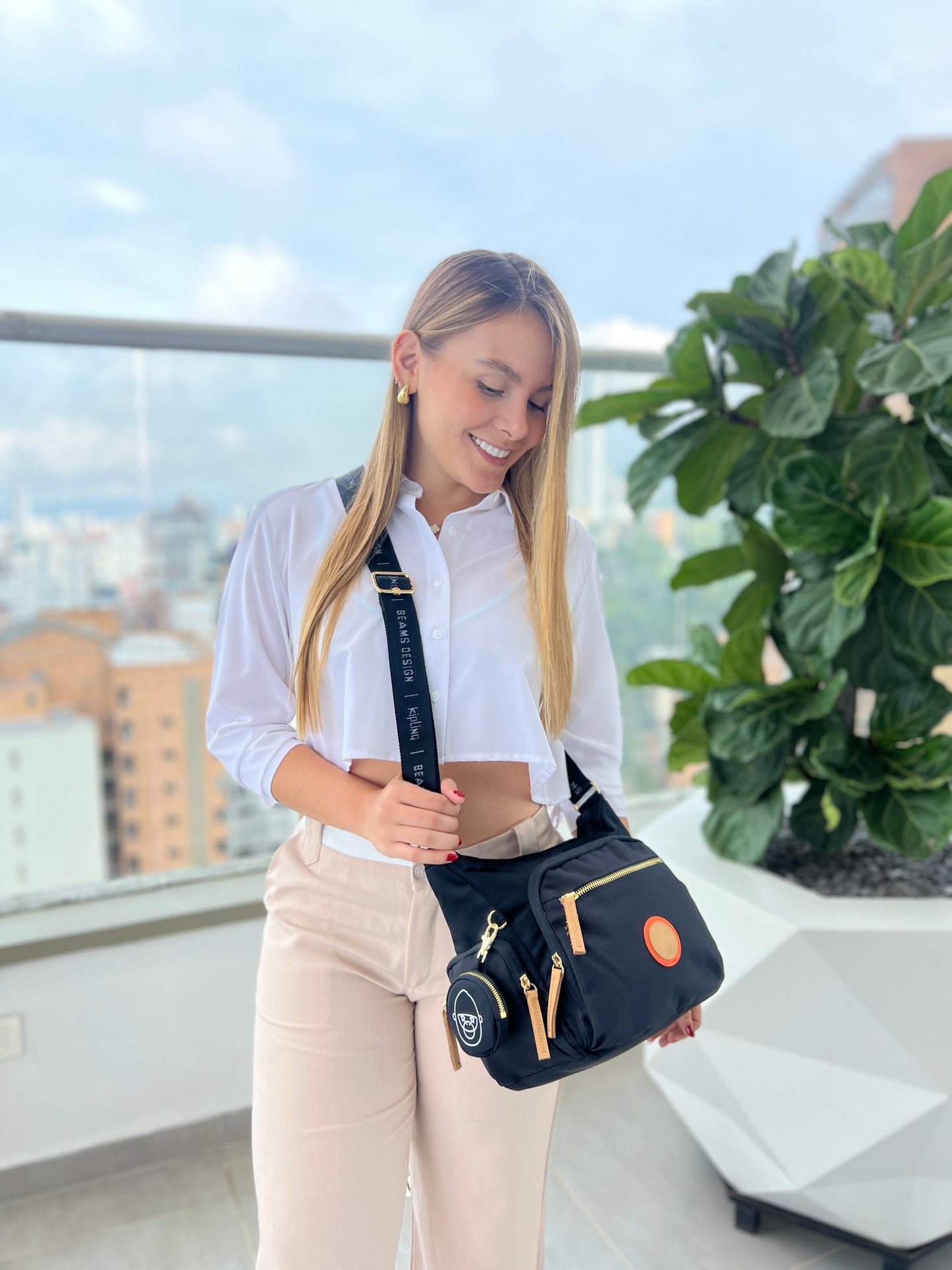 Bolso de Mano Negro de Lujo