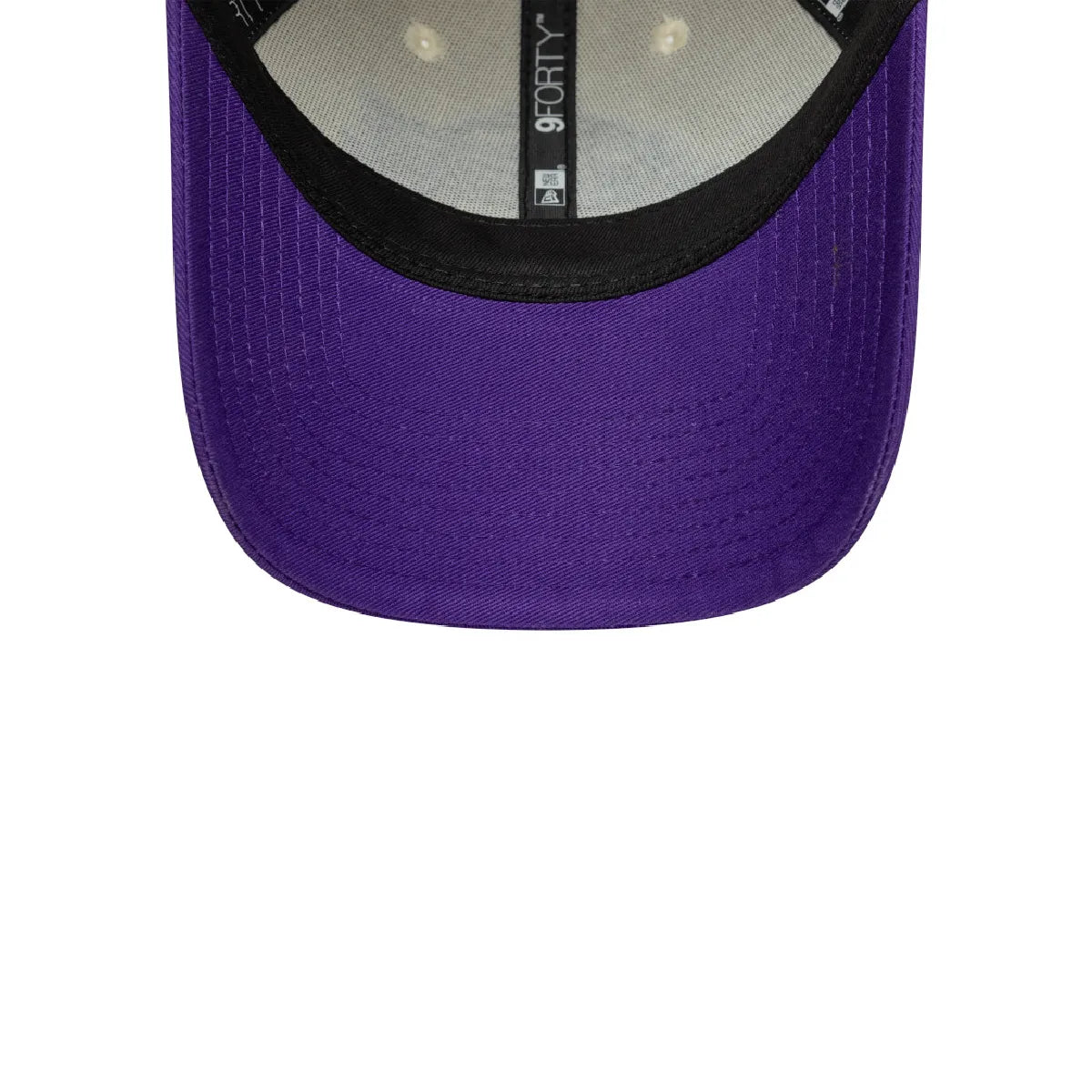 Gorra New Era Lakers 940 Ajustable Beige - Morada Edición especial