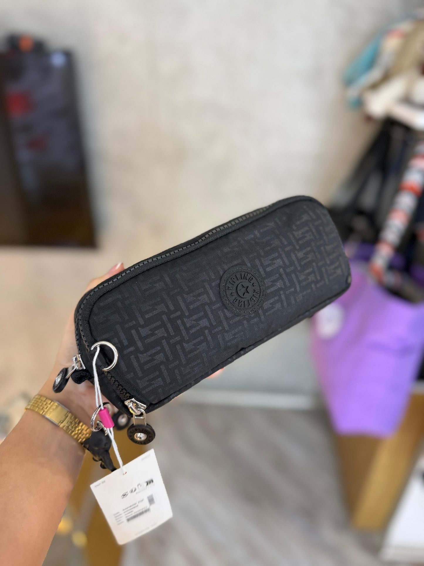 Cartuchera Triple Negra Estampada