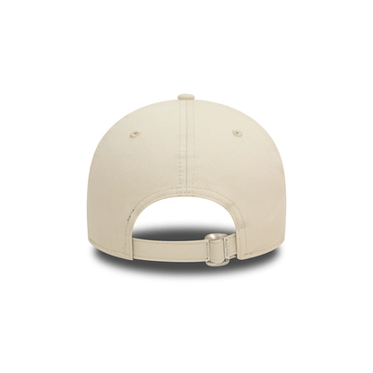 Gorra New Era NY 940 Ajustable Beige - Negro