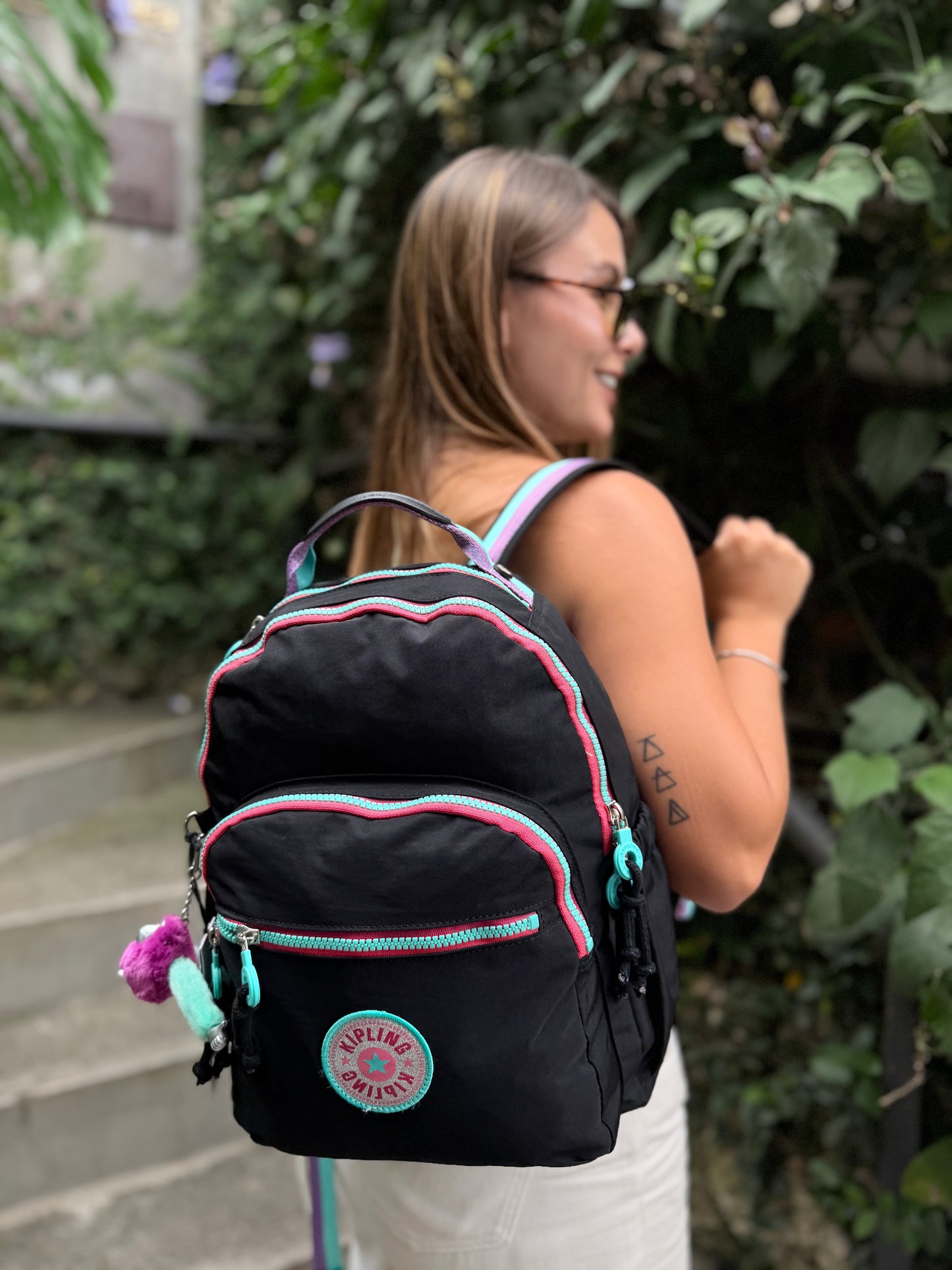 Morral talla M Negro Colores