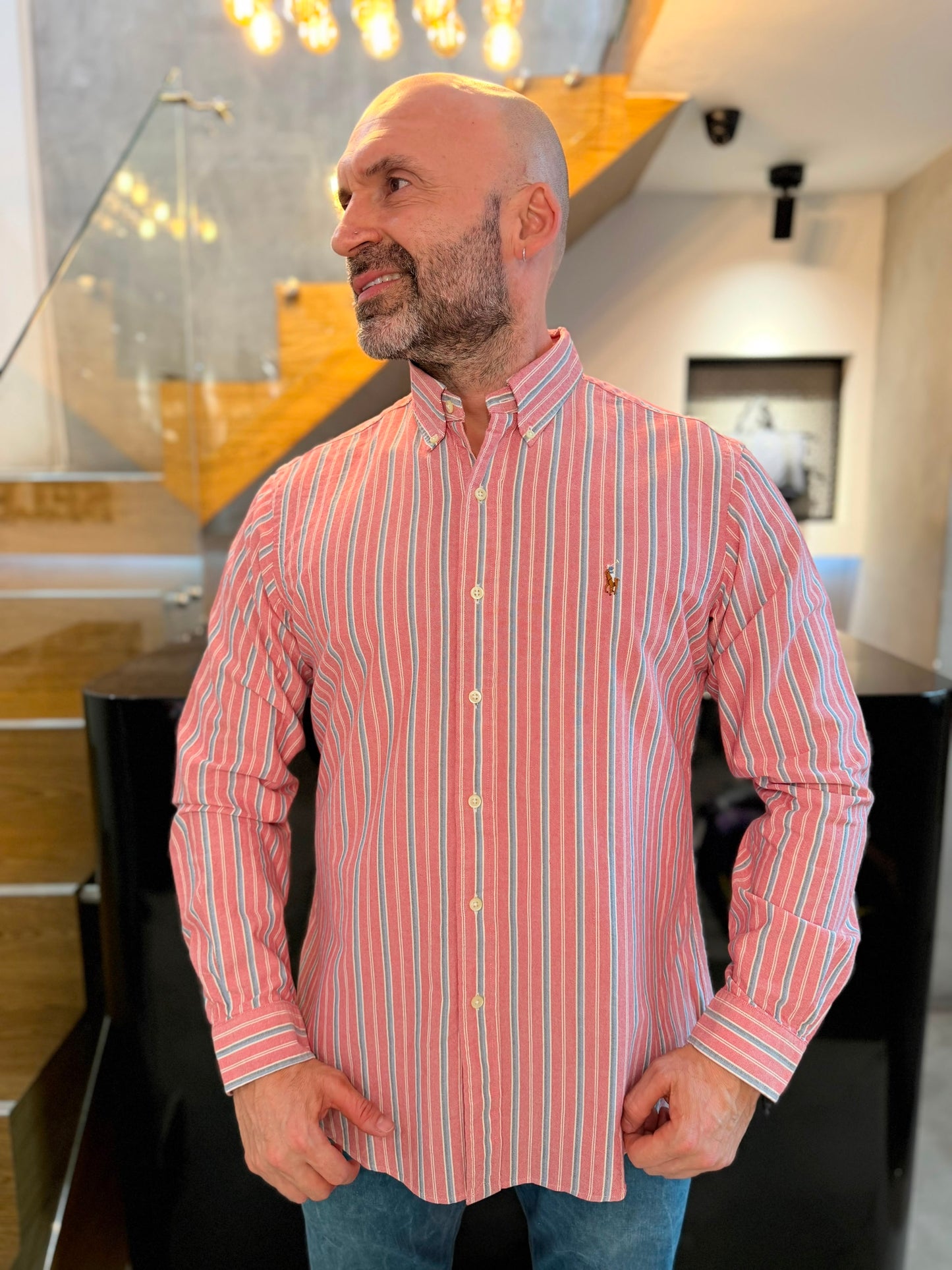 Camisa Polo R.L hombre Oxford Custom Fit Rayas Coral Con Azul Caballo Multicolor