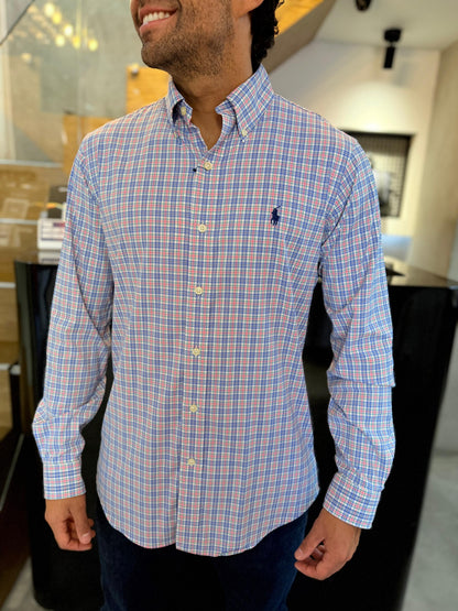 Camisa Polo R.L hombre Performance Cuadros Rosados con Azul Caballo Azul