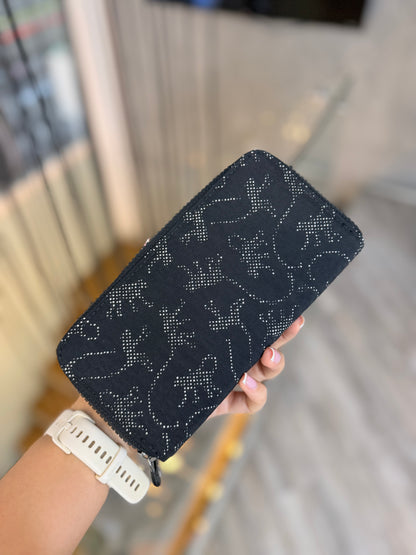 Billetera Negra Estampada